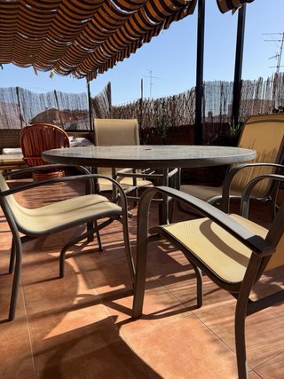 Mesa y 4 Sillas Terraza/Jardín