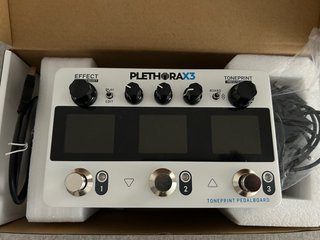 TC Electronic Plethora X3 Pedalera Multiefectos