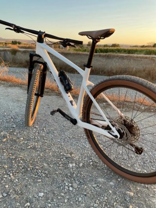 Bicicleta Scott Montaña Blanca