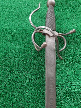 Hacha medieval decorativa
