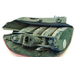 8200127702 piloto tras der renault scenic 23399129
