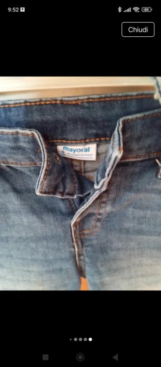 Completo jeans giubbino e bermuda 4/5 anni