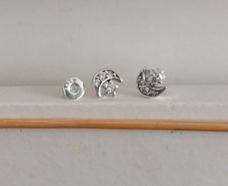 Pendientes de botón Luna y Estrella Brillantes
