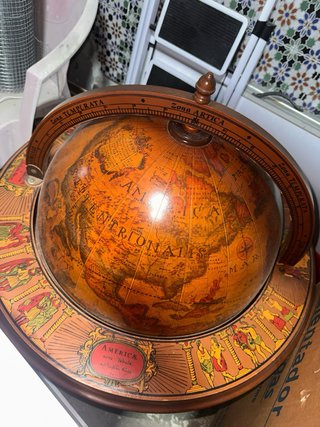 Mueble Bar Globo Terráqueo