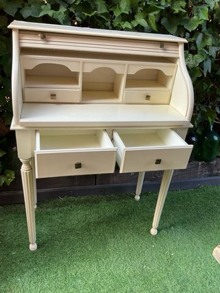 Escritorio bureau de madera beige