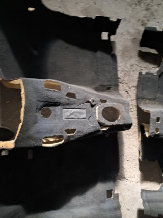 Moqueta maletero BMW E93