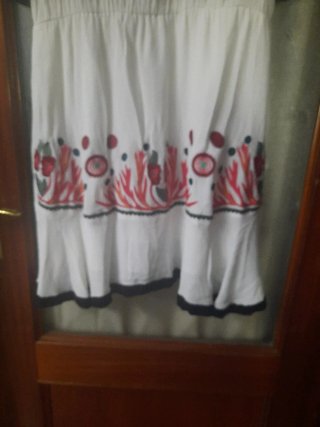 Vestido blanco bordado talla S