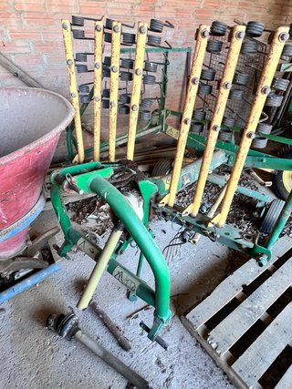 Rastrillo hilerador John Deere GA 3501 GM