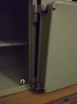Caja Fuerte Metálica Beige y Plateada