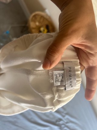 Falda pantalón blanca con tablas