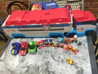 Camión Patrulla Canina + Figuras + Gorras + Estuch
