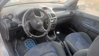 Peugeot 206 2001