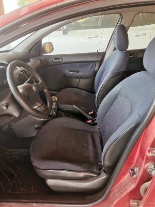 Peugeot 206 2000