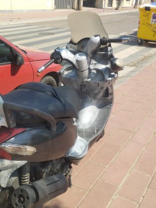Kymco Grand Dink 125cc Maxi Scooter