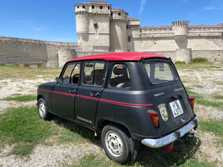 Renault 4