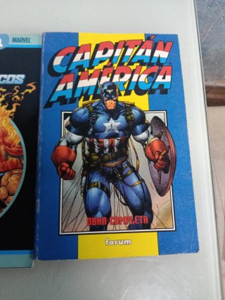 Comics de los 4 fantásticos y el capitan america