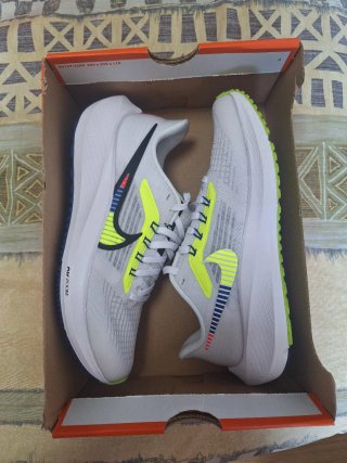 Nike Air Zoom Pegasus - Talla 38
