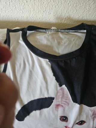 Camiseta tirantes blanco y negro