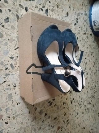 Zapatos de tacón azul mujer
