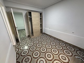 Piso en alquiler en Las Trescientas - San Francisco en Elda
