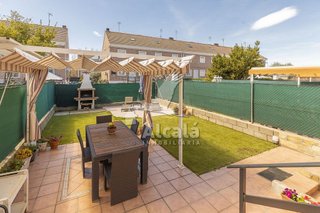 Casa adosada en venta en Vallehermoso en Azuqueca de Henares