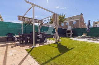 Casa adosada en venta en Vallehermoso en Azuqueca de Henares