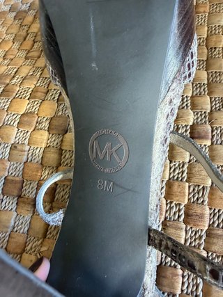 Sandalias Michael Kors Beige y Marrón