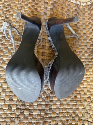 Sandalias Michael Kors Beige y Marrón