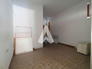 Local comercial en venta en El Castell-Poble Vell en Castelldefels