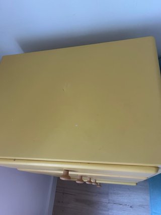 Chifonier vintage amarillo 5 cajones