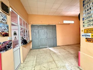 Local comercial en venta en Los Boliches en Fuengirola