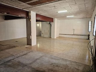 Local comercial en venta en Nucli Urbà en Esparreguera