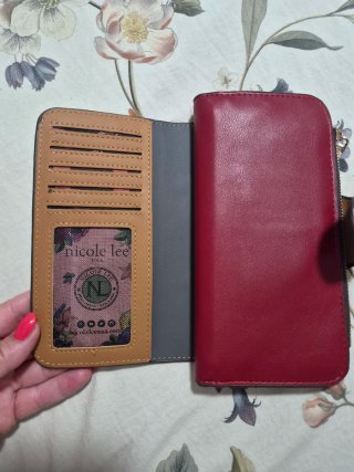 Cartera Nicole Lee