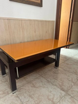 Mesa baja elevable madera y cristal