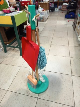 Juego Limpieza Infantil Mopas y Escobas