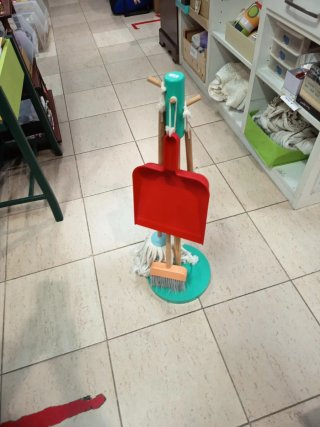 Juego Limpieza Infantil Mopas y Escobas