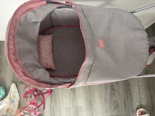 Carrito de muñecas clásico rosa y gris