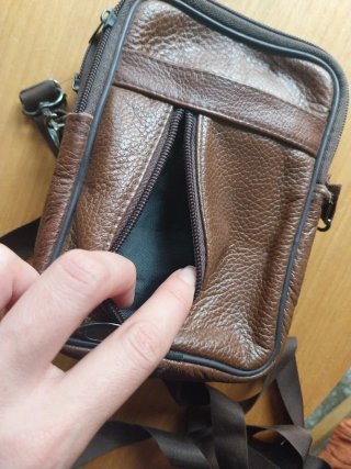 Bolso bandolera de piel marrón