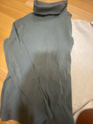 3 Camisetas Cuello Alto
