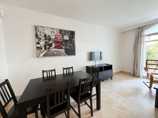 Piso en alquiler en Los Naranjos - Las Brisas en Marbella