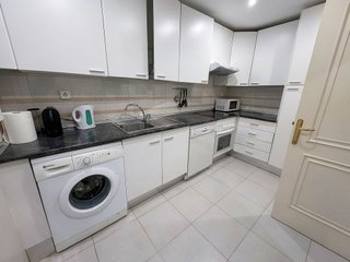 Piso en alquiler en Los Naranjos - Las Brisas en Marbella