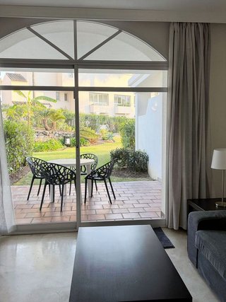 Piso en alquiler en Los Naranjos - Las Brisas en Marbella