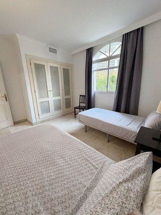 Piso en alquiler en Los Naranjos - Las Brisas en Marbella
