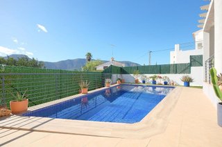 Chalet en venta en Alcalalí
