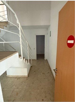 Local comercial en venta en Valderas - Los Castillos en Alcorcón