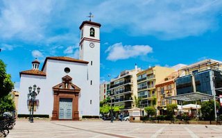 Local comercial en venta en Zona Puerto Deportivo en Fuengirola