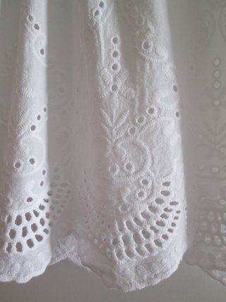 BLUSA BORDADOS BLANCO STRADIVARIUS