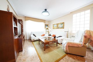 Casa adosada en venta en Virgen del Remedio en Alicante