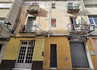 Edificio en venta en Nucli Urbà en Esparreguera