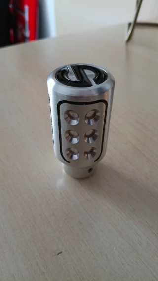 Pomo de cambio Sparco